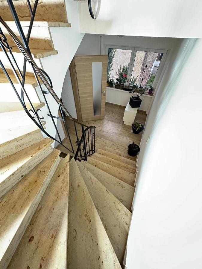 Ferienwohnung Apolo Munstermaifeld Экстерьер фото
